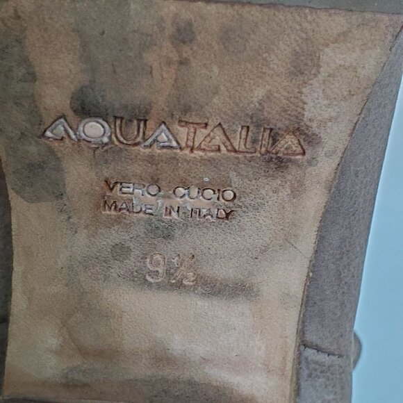 Aquatalia Frannie Weatherproof Suede Booties Size 9.5 - Picture 8 of 8